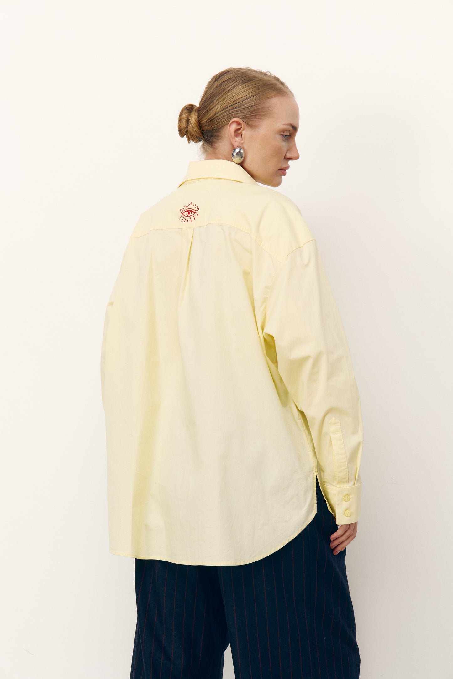 Сорочка MEGHAN вільного крою з вишивкою